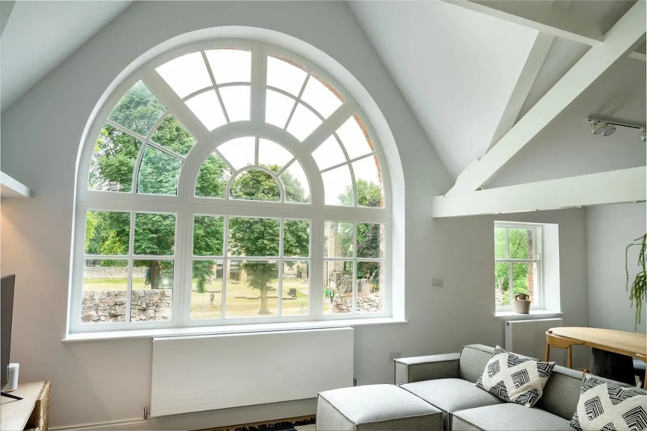 Marygate - Garden View Apartment York
